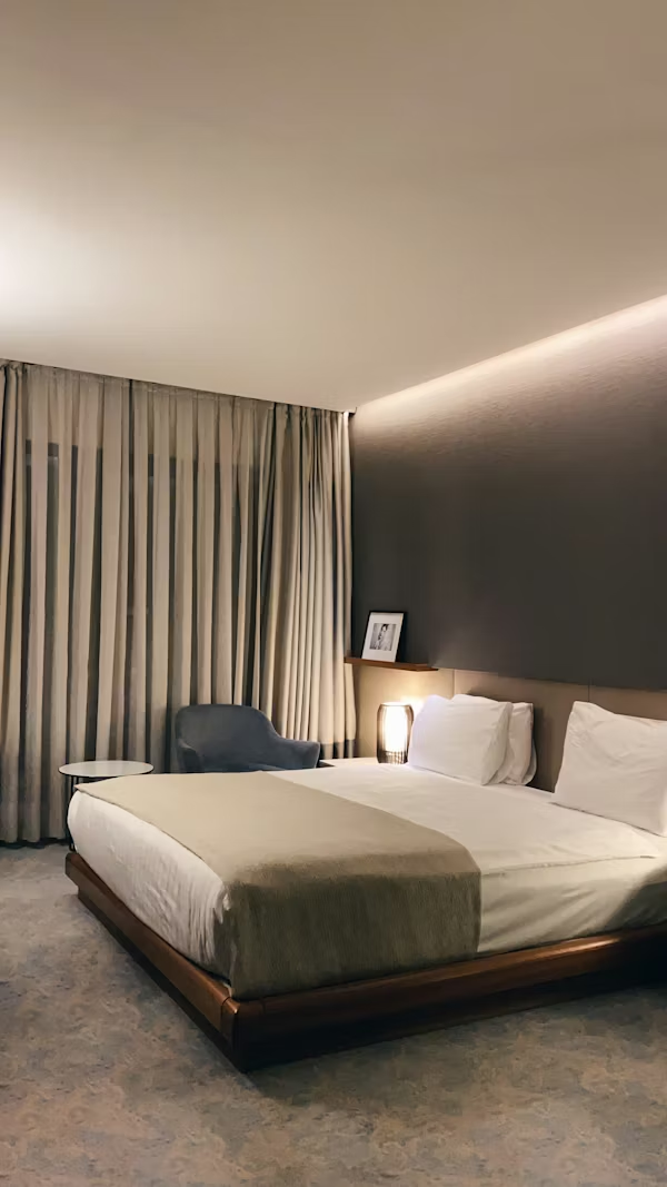 Yashoda Lodge Room Near Station